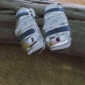 Brilliance Swarovski Fine Silver Plated Premium Crystal Hoop Earrings NIB 20mm